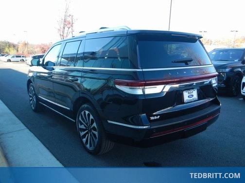 2022 Lincoln Navigator Reserve