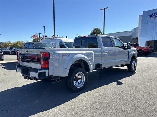 2026 Ford F-450 Platinum