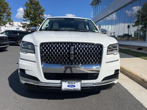 2022 Lincoln Navigator L Black Label