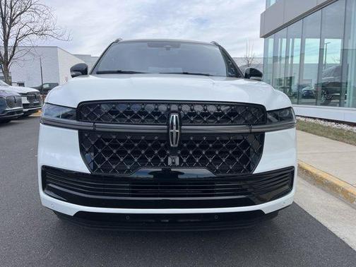 Pristine White 2025 Lincoln Navigator L Black Label