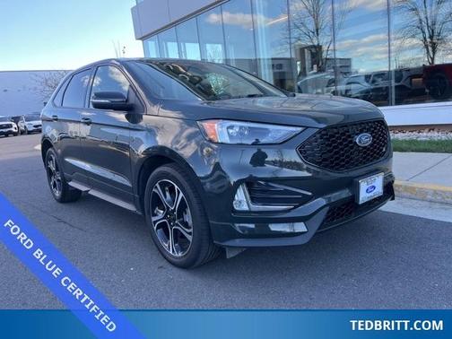 2022 Ford Edge ST