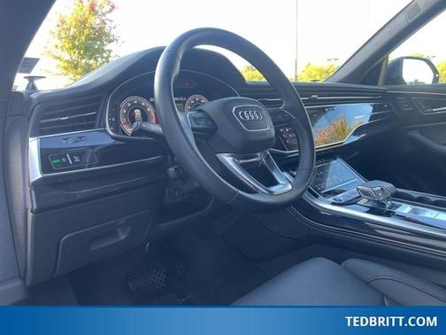 2024 Audi Q8 55 Premium