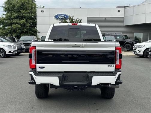 2025 Ford F-250 Platinum
