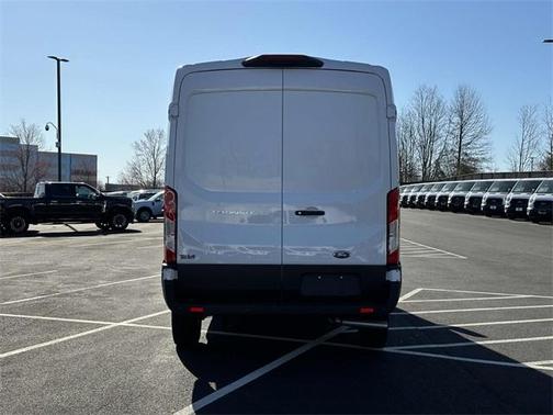 2025 Ford Transit-250 148 WB Medium Roof Cargo