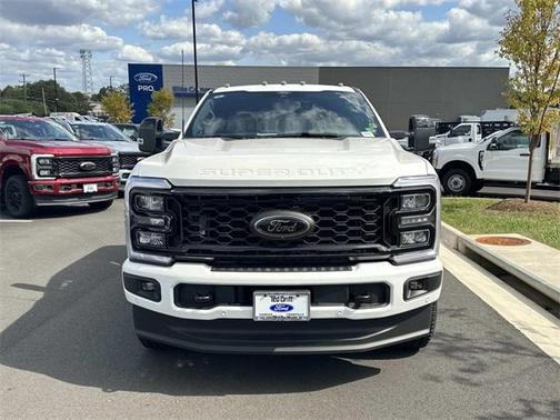 2026 Ford F-350 Lariat Super Duty
