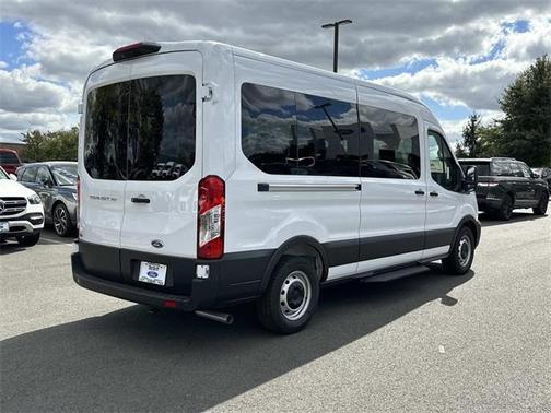 2025 Ford Transit-350 XL