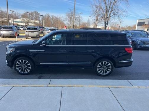 2021 Lincoln Navigator L Reserve