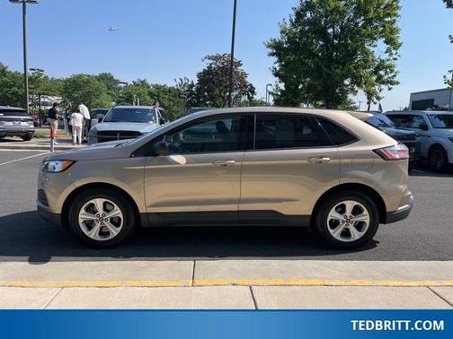 2020 Ford Edge SE