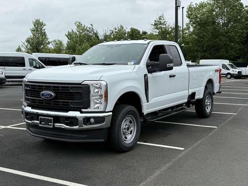 Oxford White 2026 Ford F-350 XL