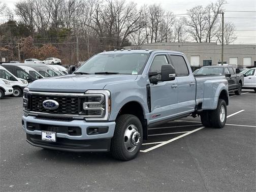 2025 Ford F-350 Platinum