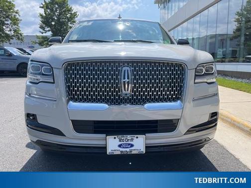 2022 Lincoln Navigator Reserve