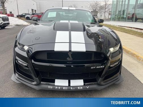 2021 Ford Shelby GT500 Base