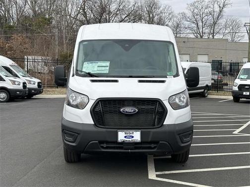 2025 Ford Transit-250 148 WB Medium Roof Cargo
