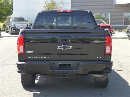 Photo 3 of 29 of 2016 Chevrolet Silverado 1500 LTZ