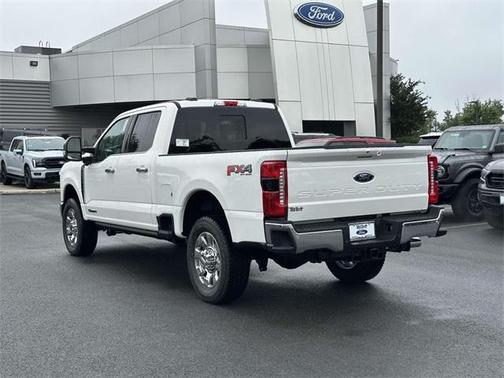 2025 Ford F-350 Lariat Super Duty
