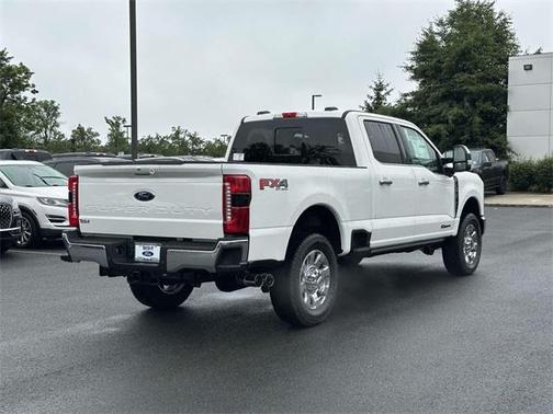 2025 Ford F-350 Lariat Super Duty