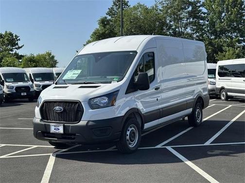 2025 Ford Transit-250 148 WB Medium Roof Cargo