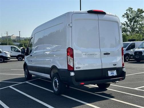 2025 Ford Transit-250 148 WB Medium Roof Cargo