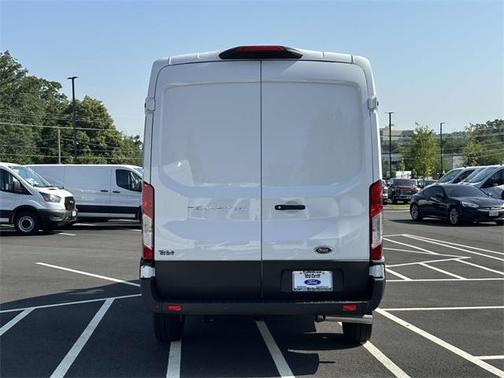 2025 Ford Transit-250 148 WB Medium Roof Cargo