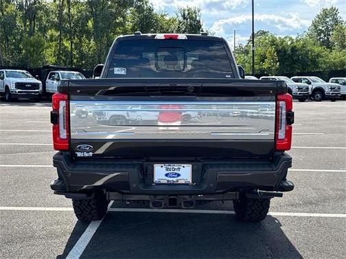 2025 Ford F-350 Platinum