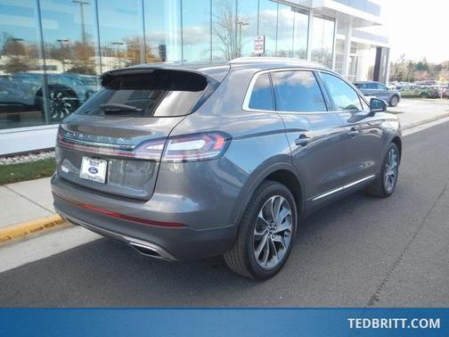 2023 Lincoln Nautilus Reserve