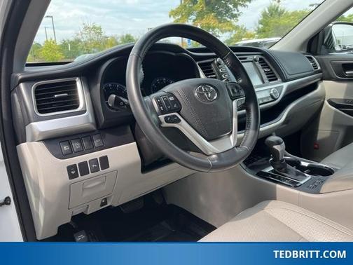 2017 Toyota Highlander Limited