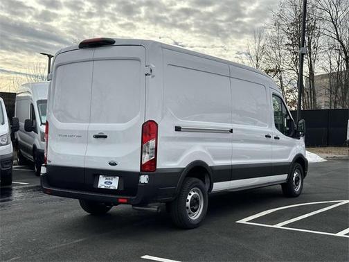 2025 Ford Transit-250 148 WB Medium Roof Cargo