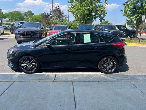 Shadow Black 2017 Ford Focus RS Base