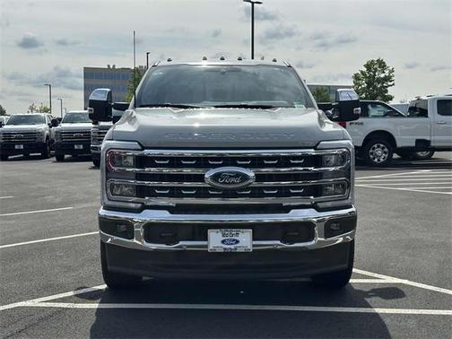 2025 Ford F-350 Lariat Super Duty