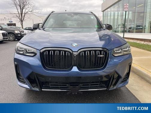 2023 BMW X3 M40i