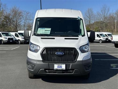 2025 Ford Transit-250 148 WB Medium Roof Cargo