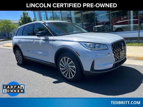 Crystal White 2025 Lincoln Corsair Reserve