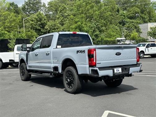 2025 Ford F-350 Lariat Super Duty