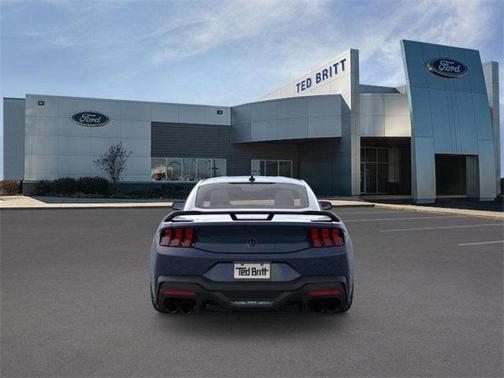 2025 Ford Mustang Dark Horse
