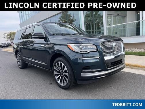 2022 Lincoln Navigator L Reserve