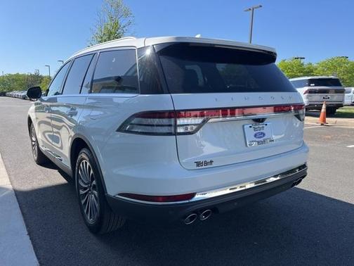 2023 Lincoln Aviator Standard AWD