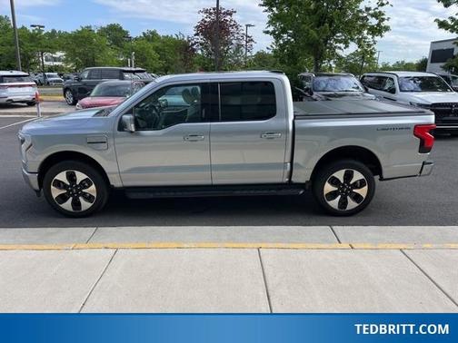 2023 Ford F-150 Lightning Platinum