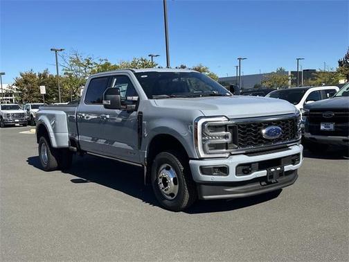2026 Ford F-350 Platinum