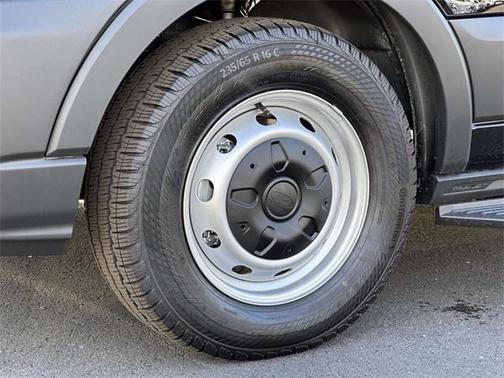 2025 Ford Transit-350 XL