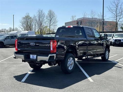 2025 Ford F-350 XLT
