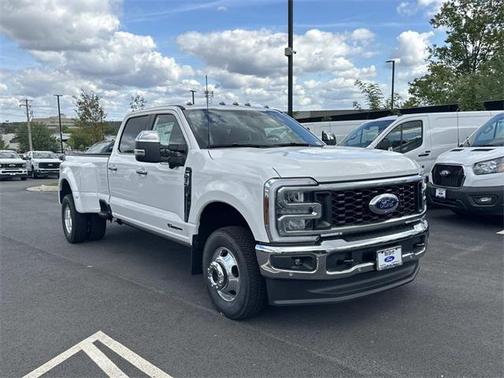 2026 Ford F-350 Lariat Super Duty