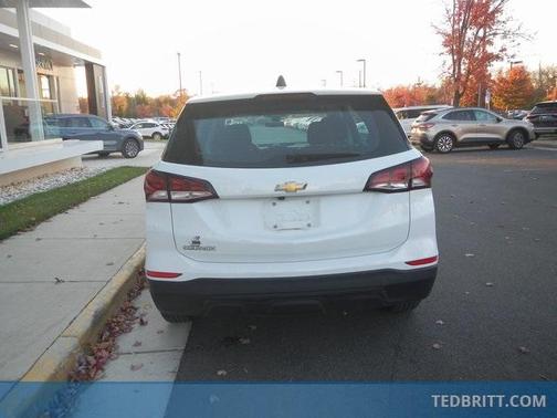 2022 Chevrolet Equinox LS