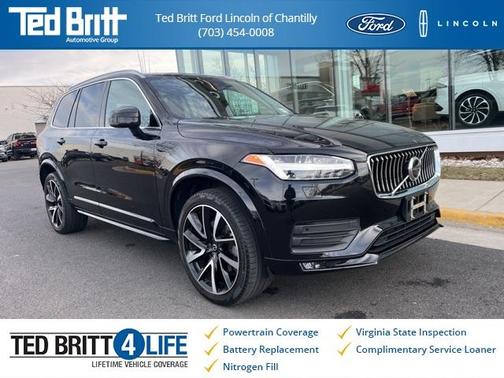 2021 Volvo XC90 T6 Momentum 7 Passenger