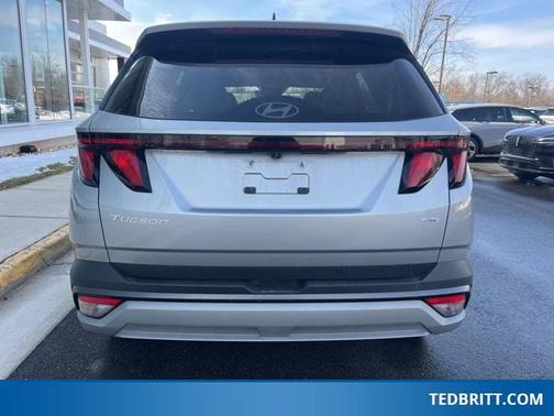 2025 Hyundai TUCSON SEL