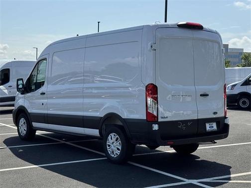 2025 Ford Transit-250 148 WB Medium Roof Cargo
