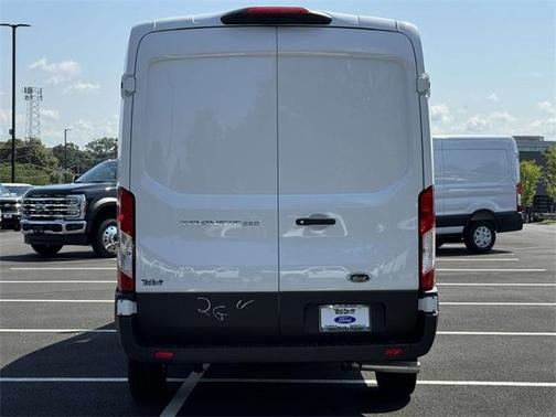 2025 Ford Transit-250 148 WB Medium Roof Cargo