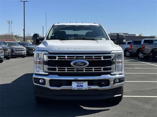 2025 Ford F-350 XLT