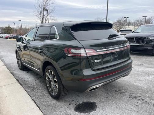 2022 Lincoln Nautilus Reserve