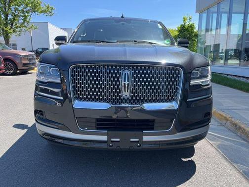 Gray Metallic 2024 Lincoln Navigator L Reserve
