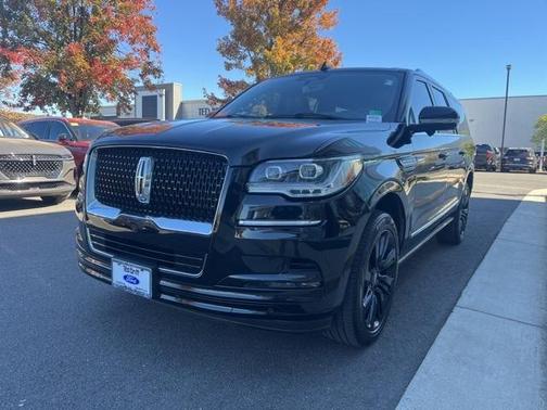 2023 Lincoln Navigator L Reserve